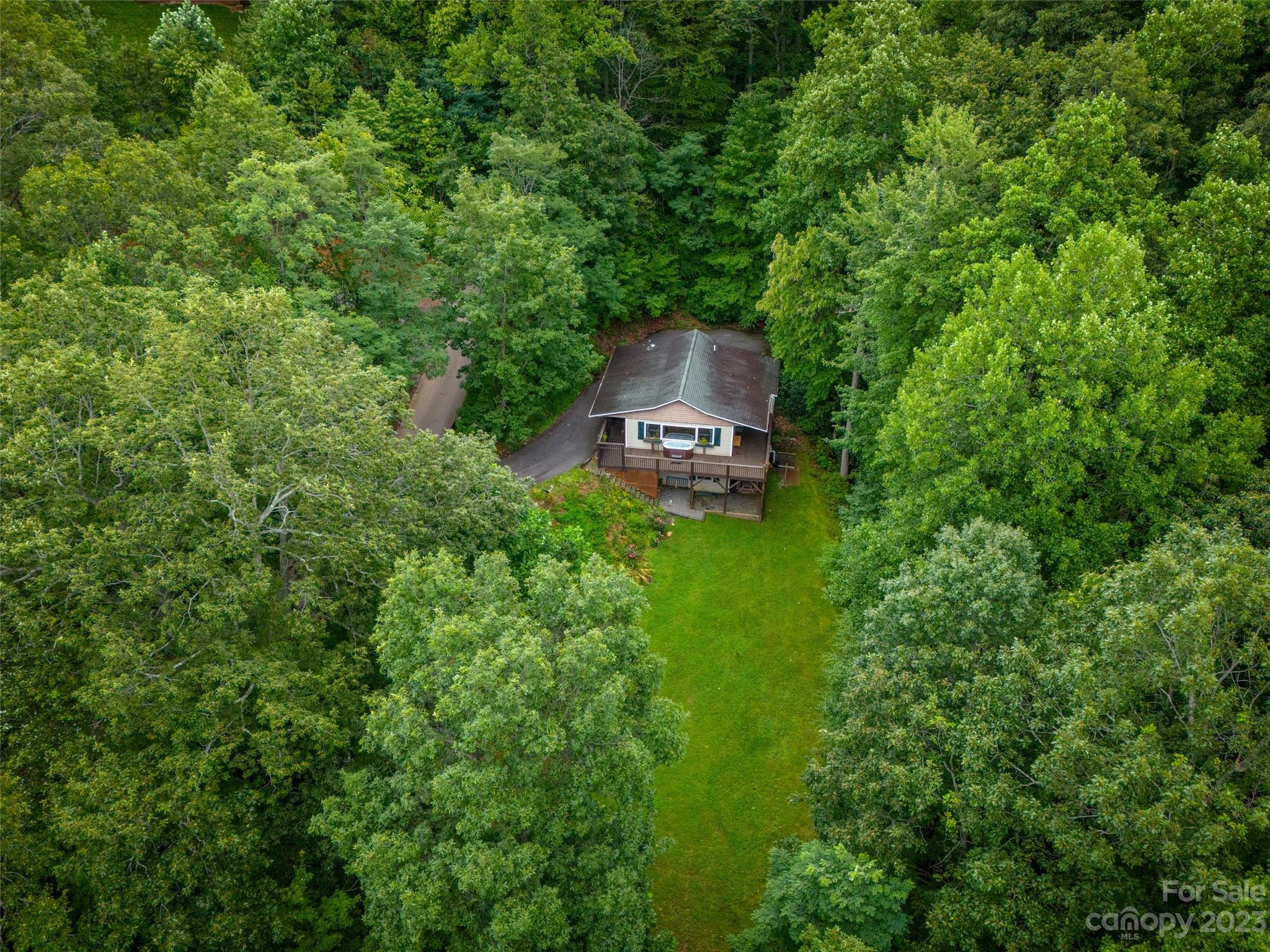 32 Hunting Lodge Drive Black Mountain NC 28711
