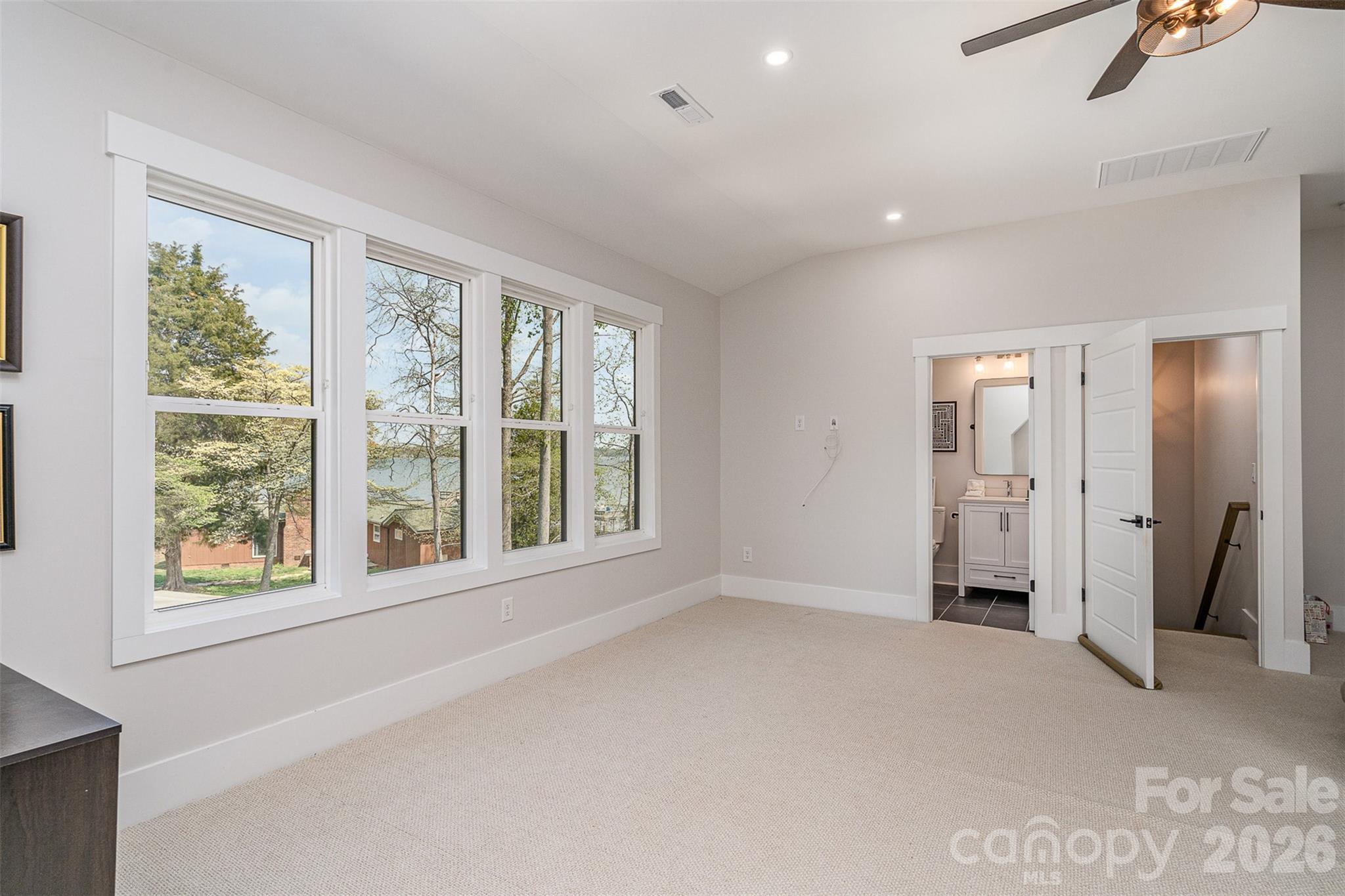 5056 Bridge Way Denver NC 28037