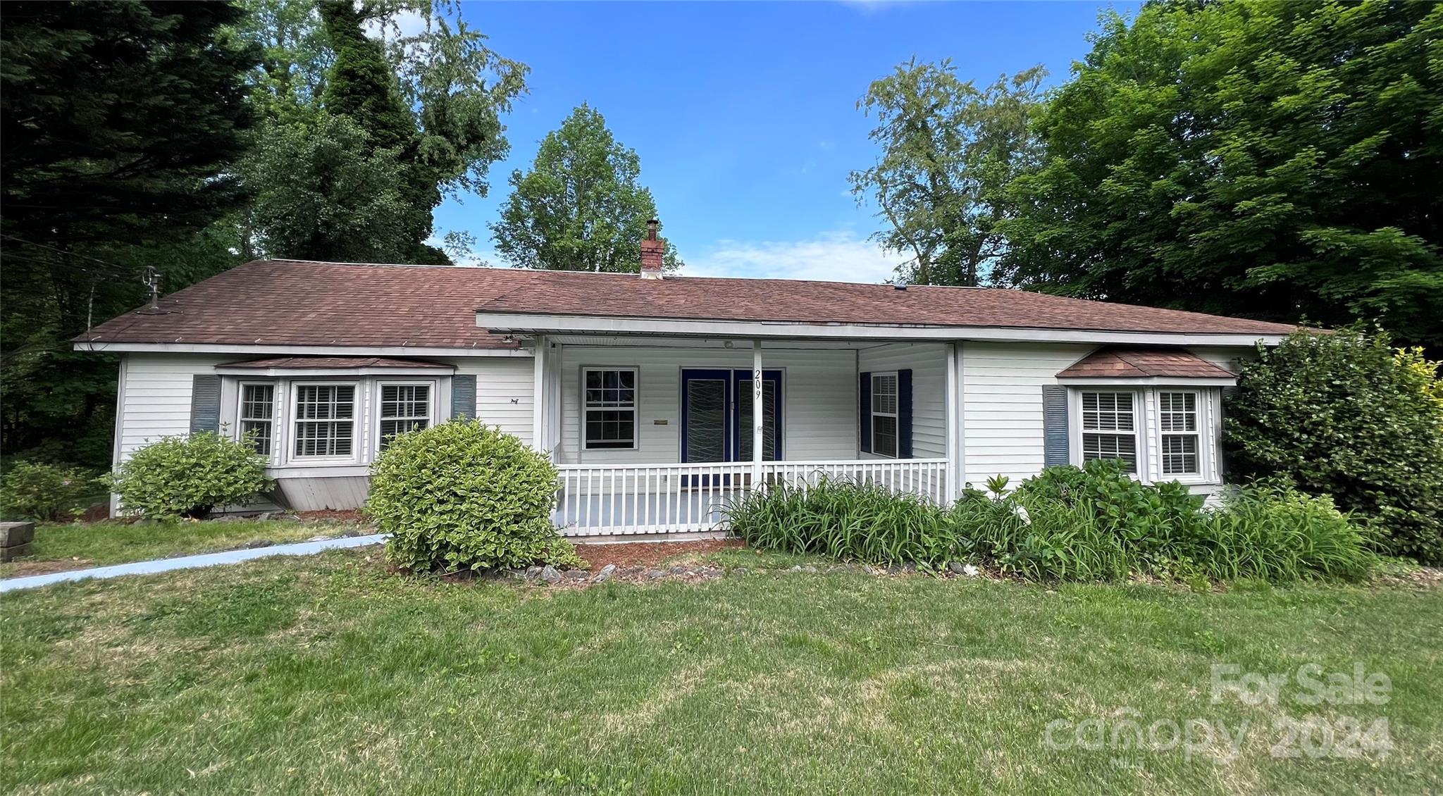 209 Wilson Street Morganton NC 28655
