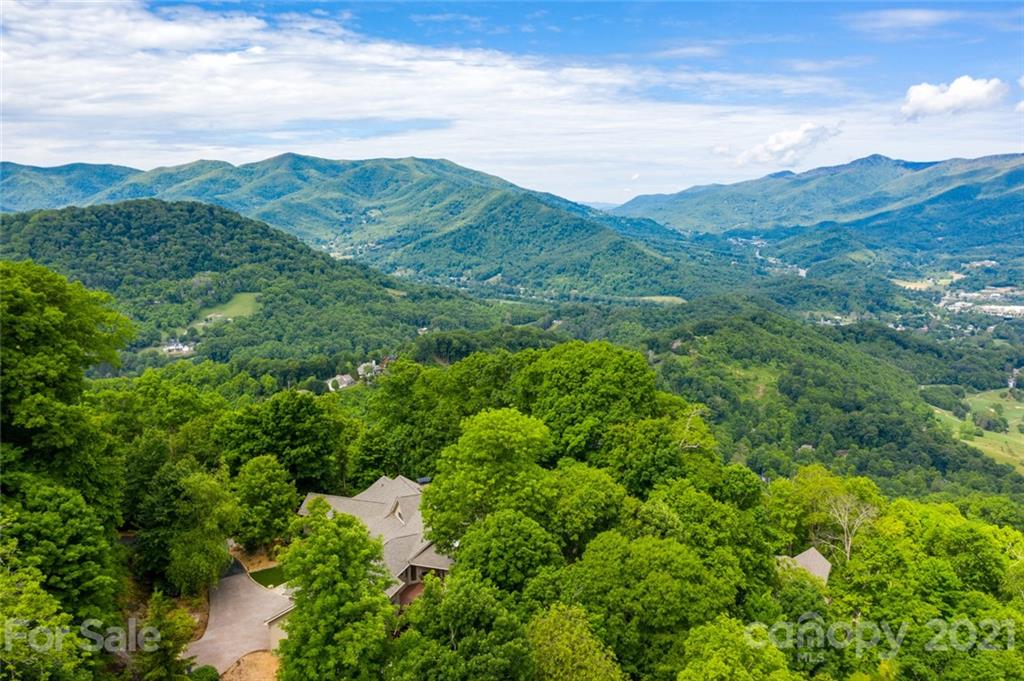 132 Entrata Drive Waynesville NC 28786