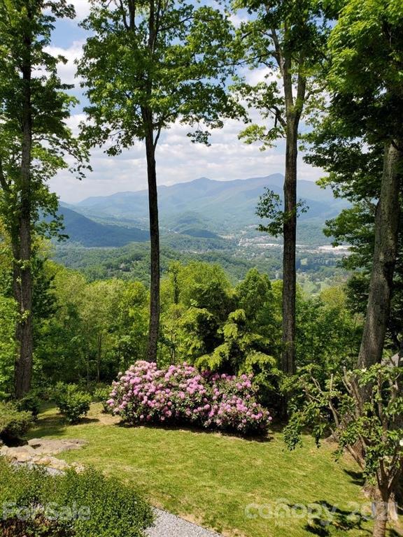 132 Entrata Drive Waynesville NC 28786