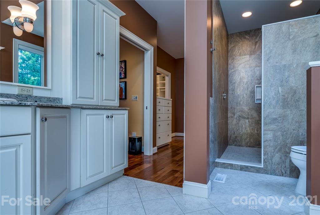 132 Entrata Drive Waynesville NC 28786