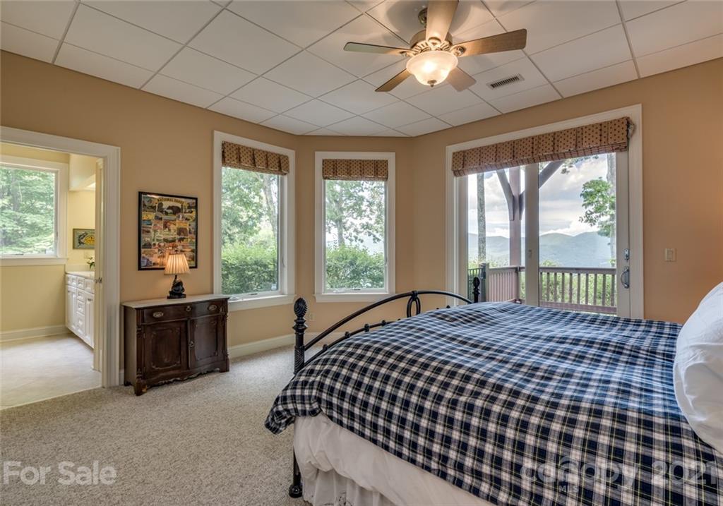 132 Entrata Drive Waynesville NC 28786