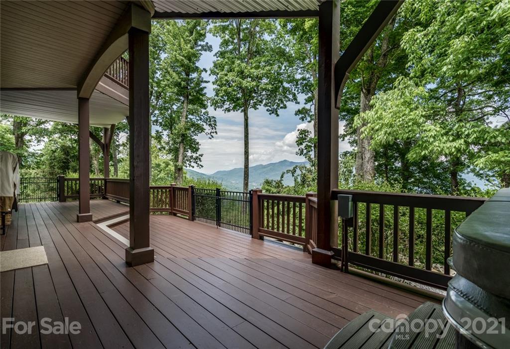 132 Entrata Drive Waynesville NC 28786
