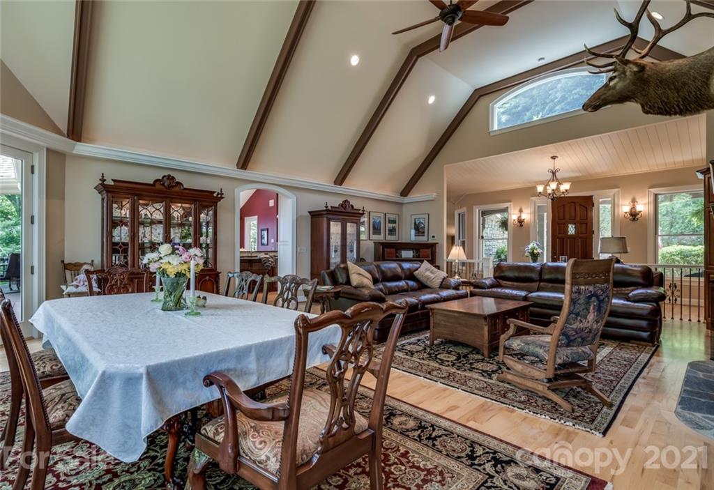 132 Entrata Drive Waynesville NC 28786