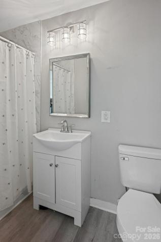 34438 Springdale Drive New London NC 28127