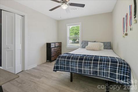 34438 Springdale Drive New London NC 28127