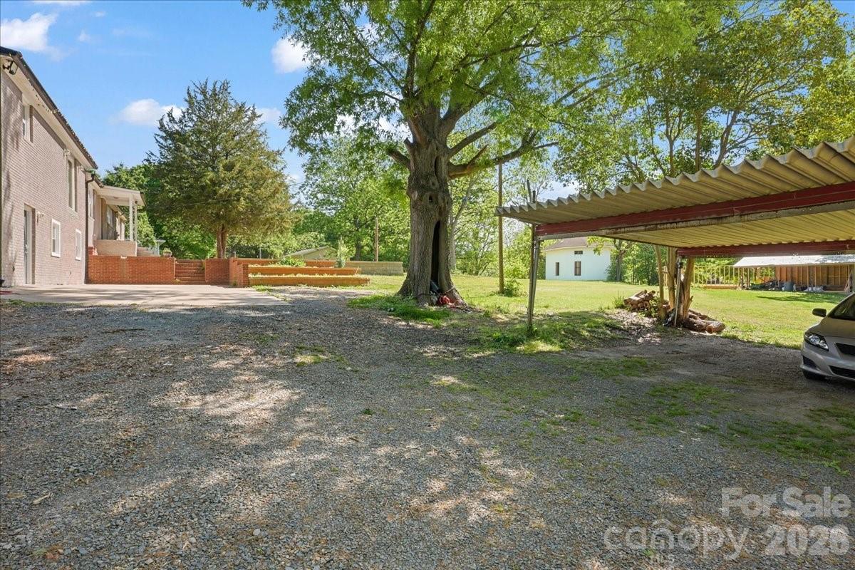 34438 Springdale Drive New London NC 28127