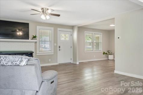 34438 Springdale Drive New London NC 28127
