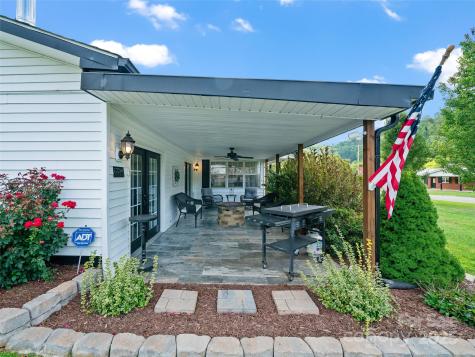 12240 Nc Highway 226 Bakersville NC 28705