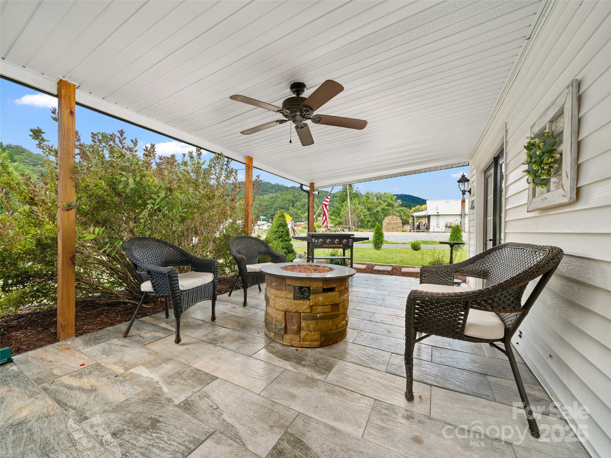 12240 Nc Highway 226 Bakersville NC 28705