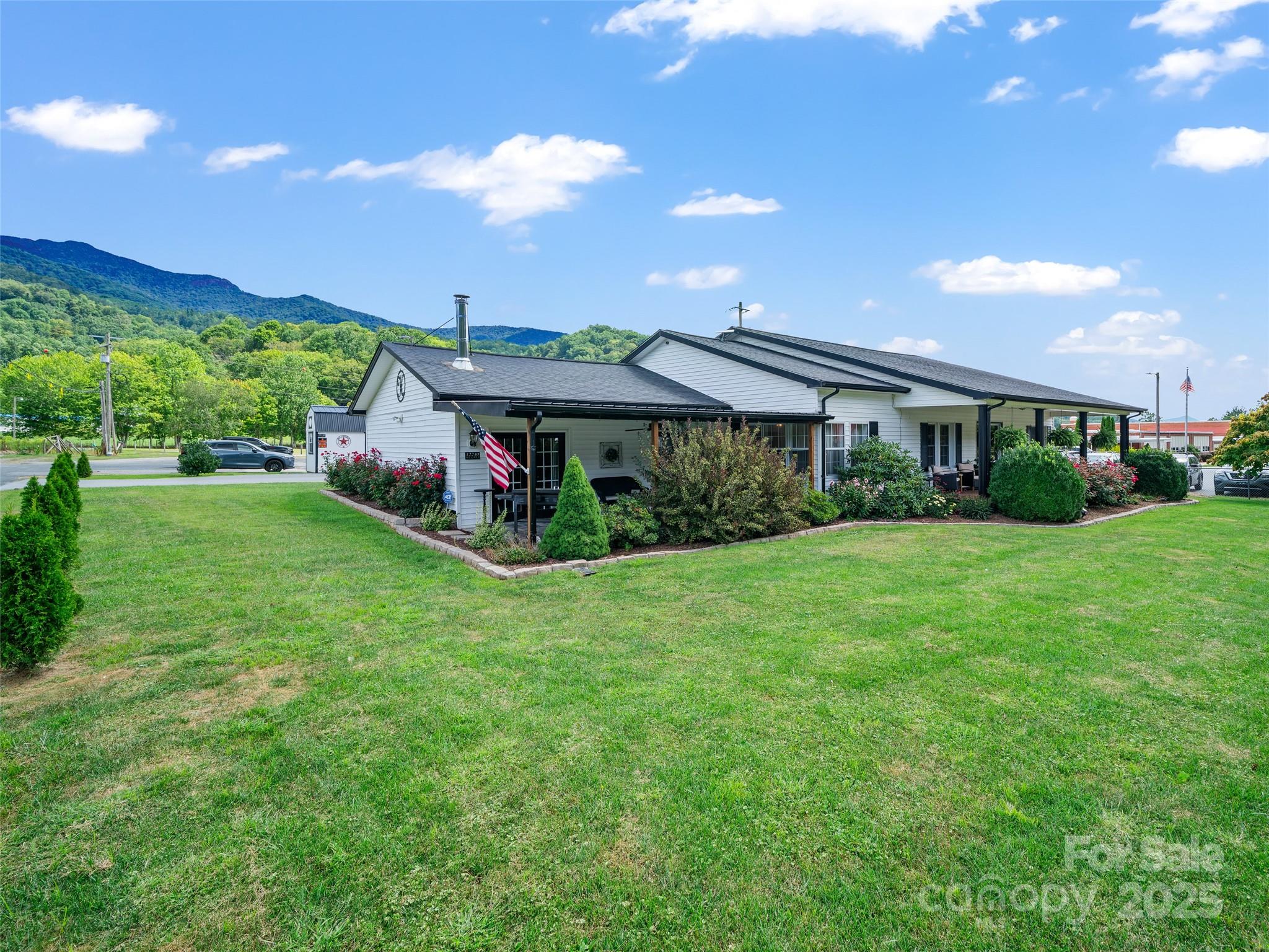 12240 Nc Highway 226 Bakersville NC 28705