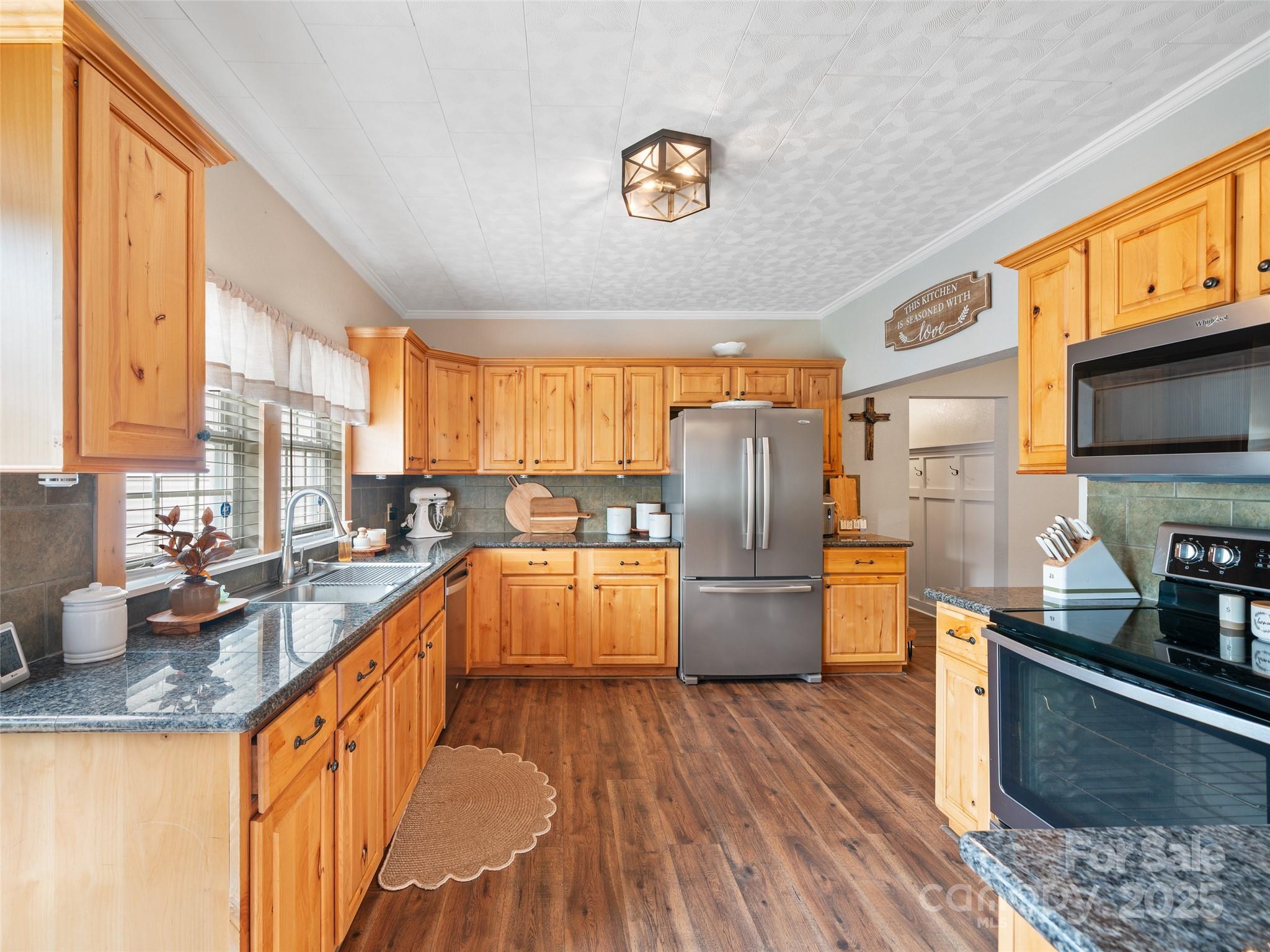 12240 Nc Highway 226 Bakersville NC 28705