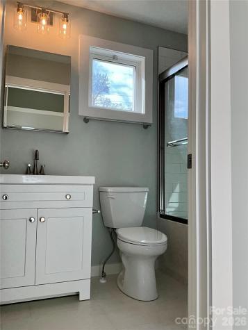 12 Center Street Asheville NC 28803