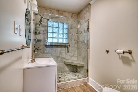 6090 Us 23 Highway Mars Hill NC 28754