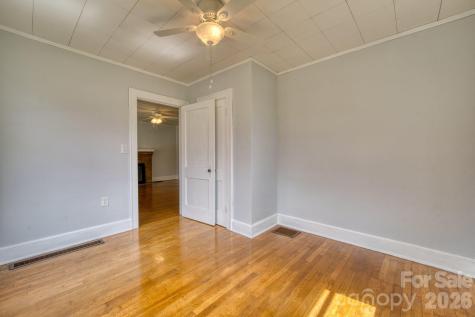 6090 Us 23 Highway Mars Hill NC 28754