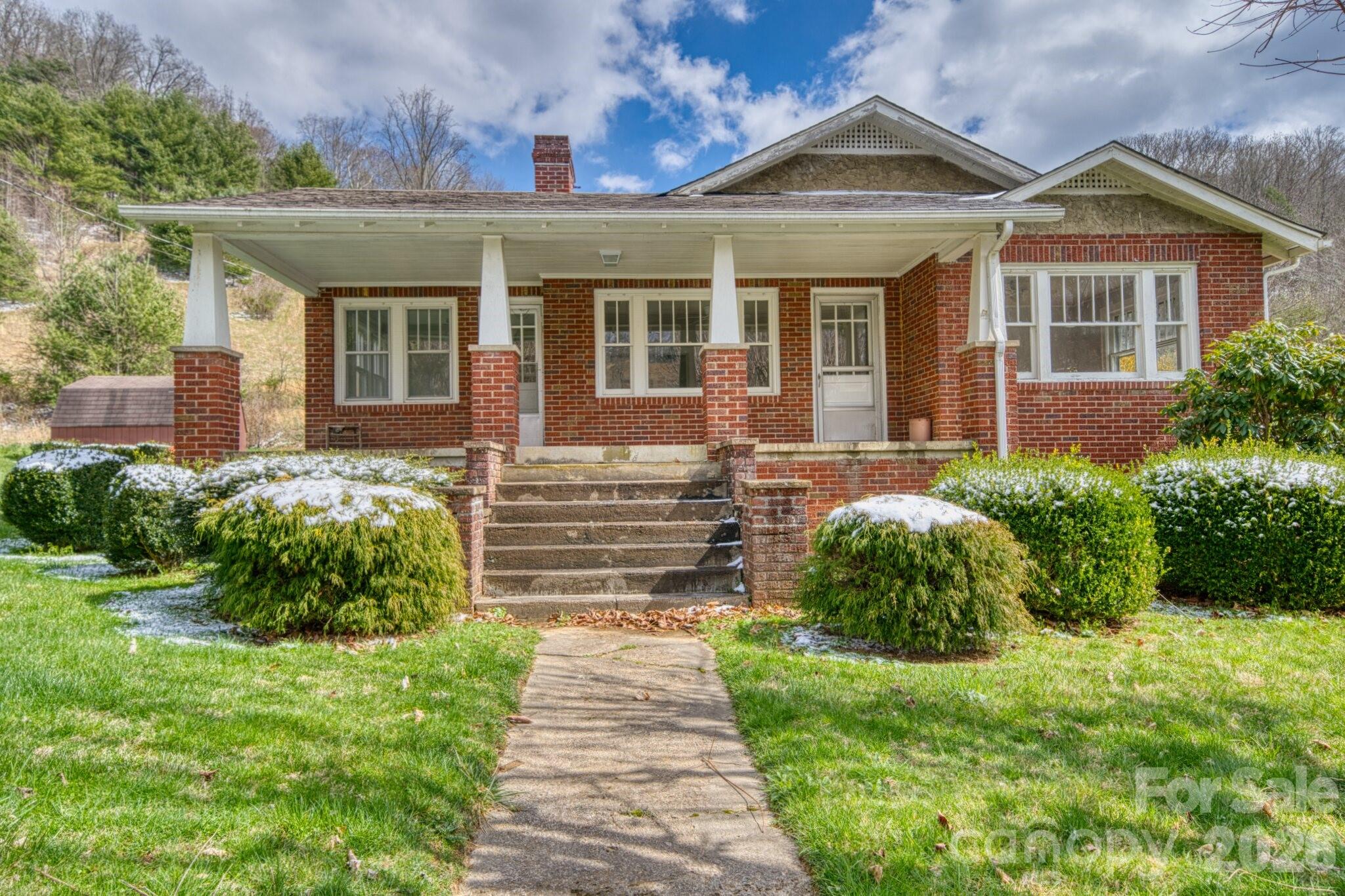 6090 Us 23 Highway Mars Hill NC 28754