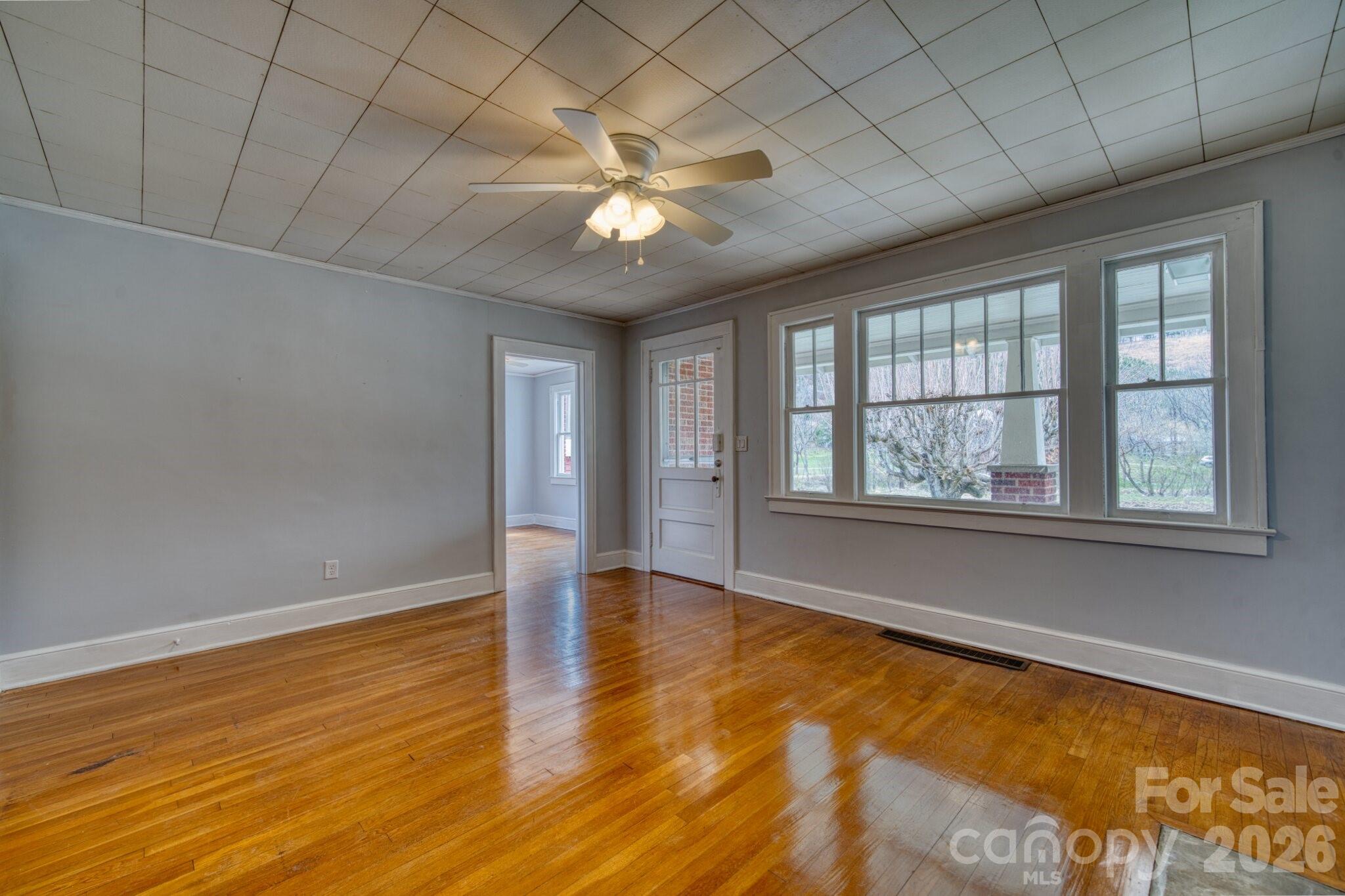 6090 Us 23 Highway Mars Hill NC 28754