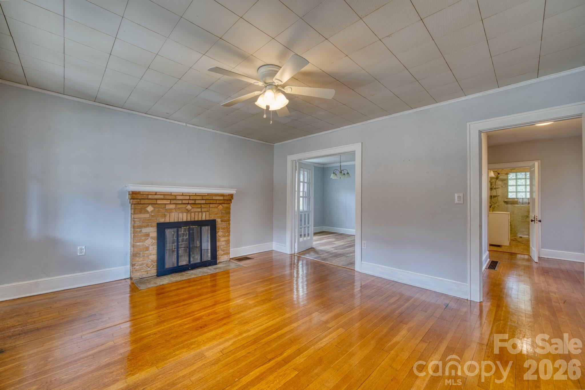 6090 Us 23 Highway Mars Hill NC 28754