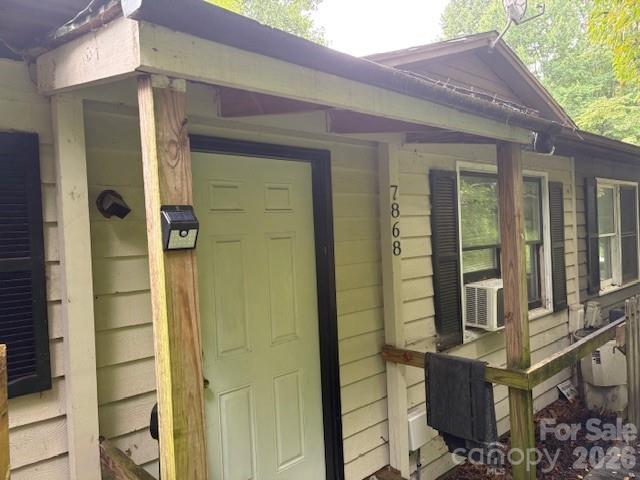 7868/7864 Kinglet Road Connelly Springs NC 28612