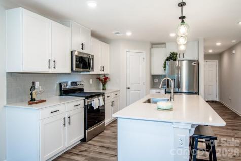 2742 Legacy Ridge Lane Catawba NC 28609