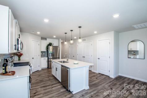2742 Legacy Ridge Lane Catawba NC 28609