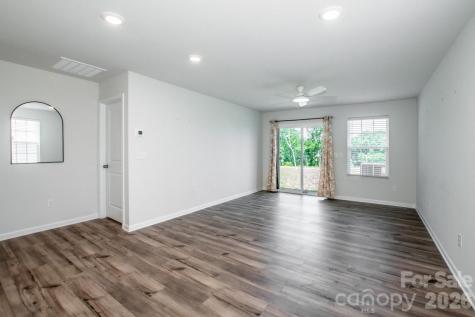 2742 Legacy Ridge Lane Catawba NC 28609