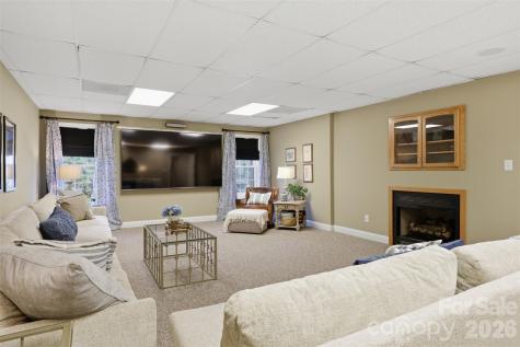 48 Oakdale Drive Taylorsville NC 28681