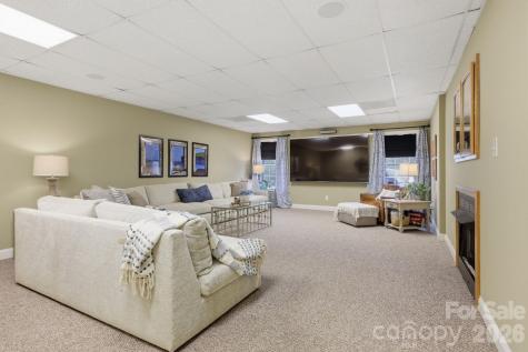 48 Oakdale Drive Taylorsville NC 28681