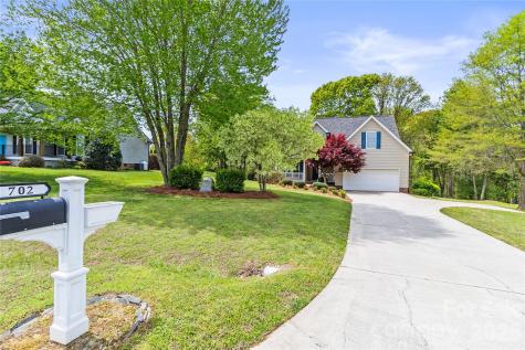 702 Addie Drive Iron Station NC 28080