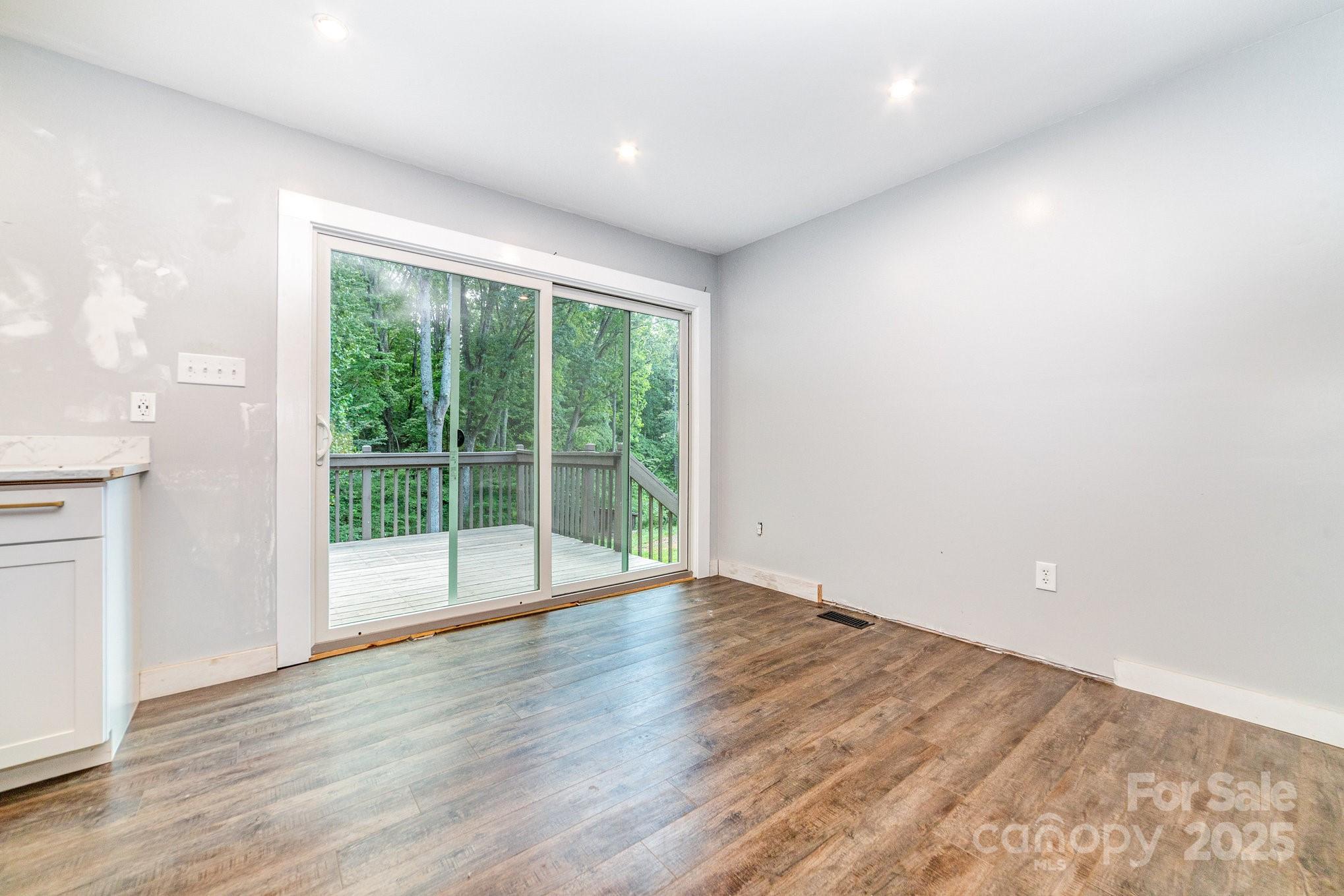 1490 Edisons Bright Way Newton NC 28658
