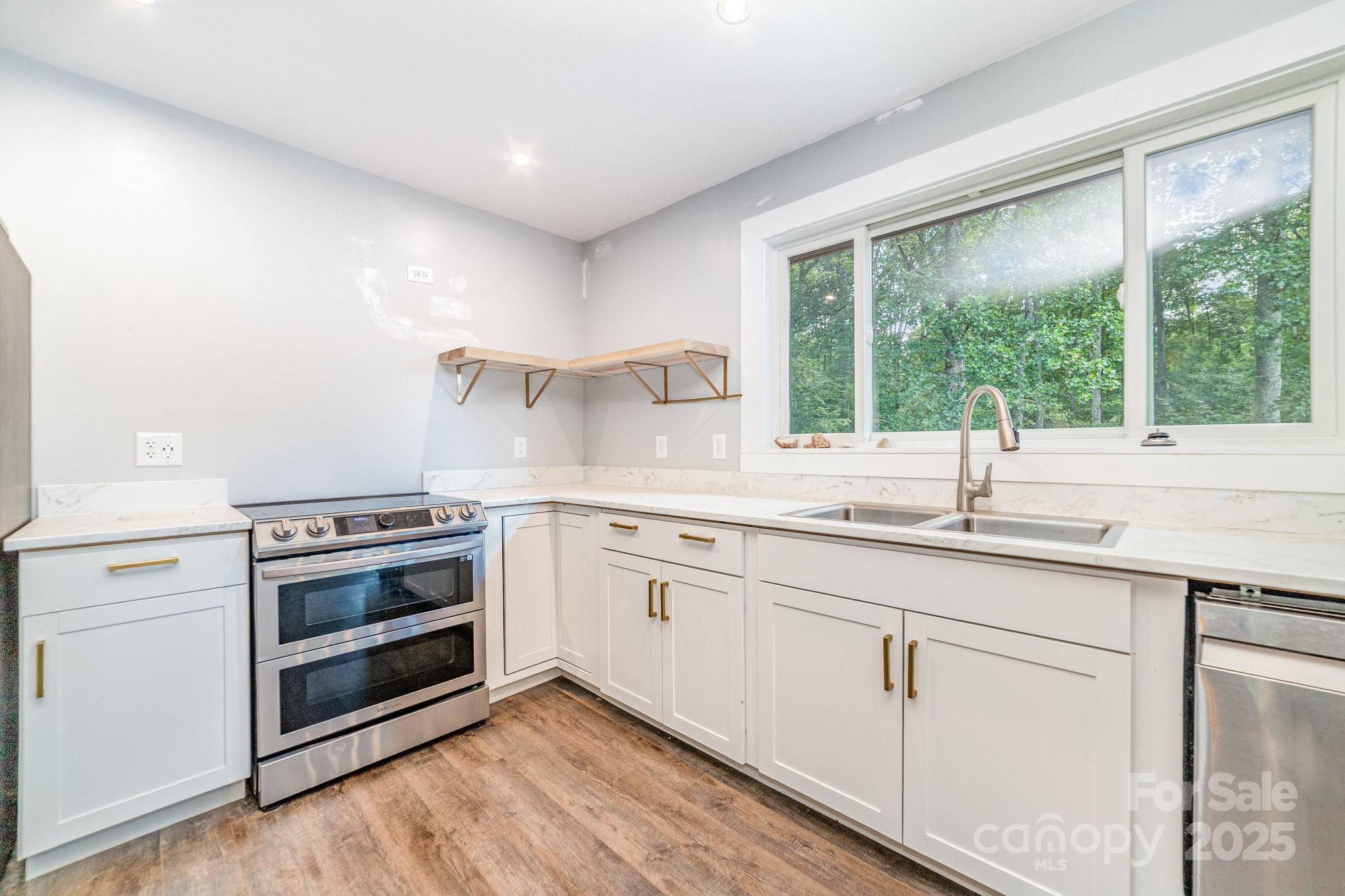 1490 Edisons Bright Way Newton NC 28658
