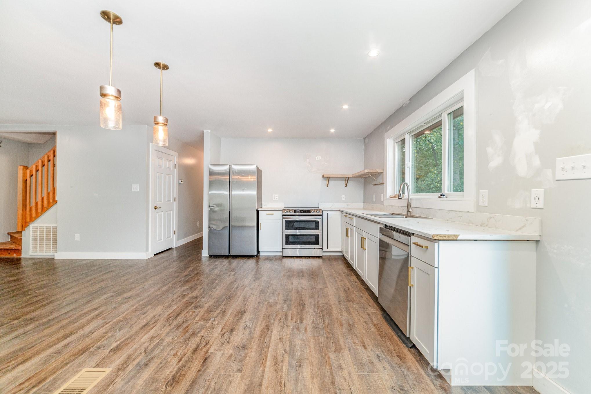1490 Edisons Bright Way Newton NC 28658