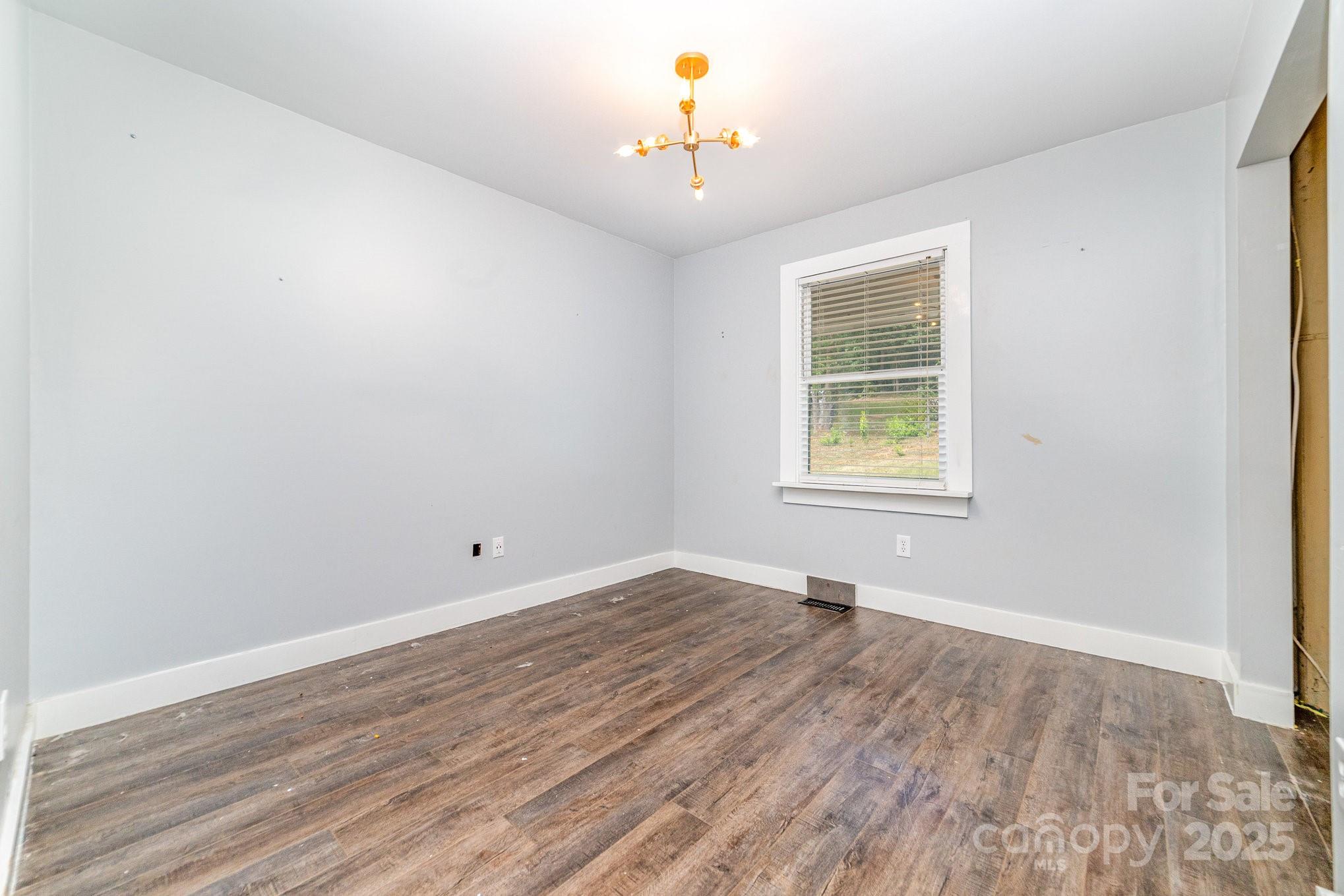 1490 Edisons Bright Way Newton NC 28658