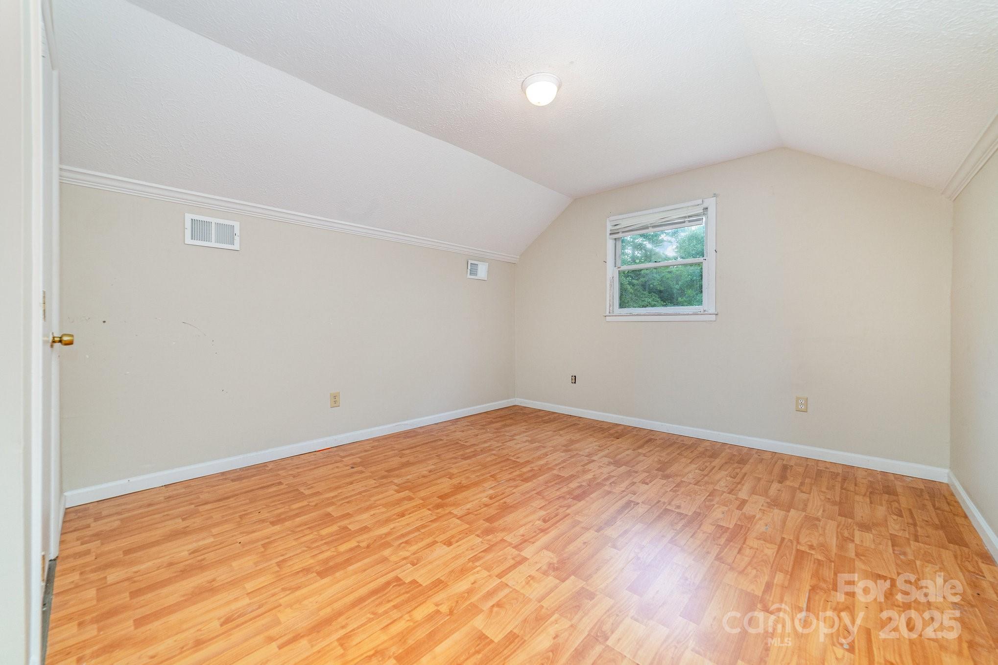1490 Edisons Bright Way Newton NC 28658