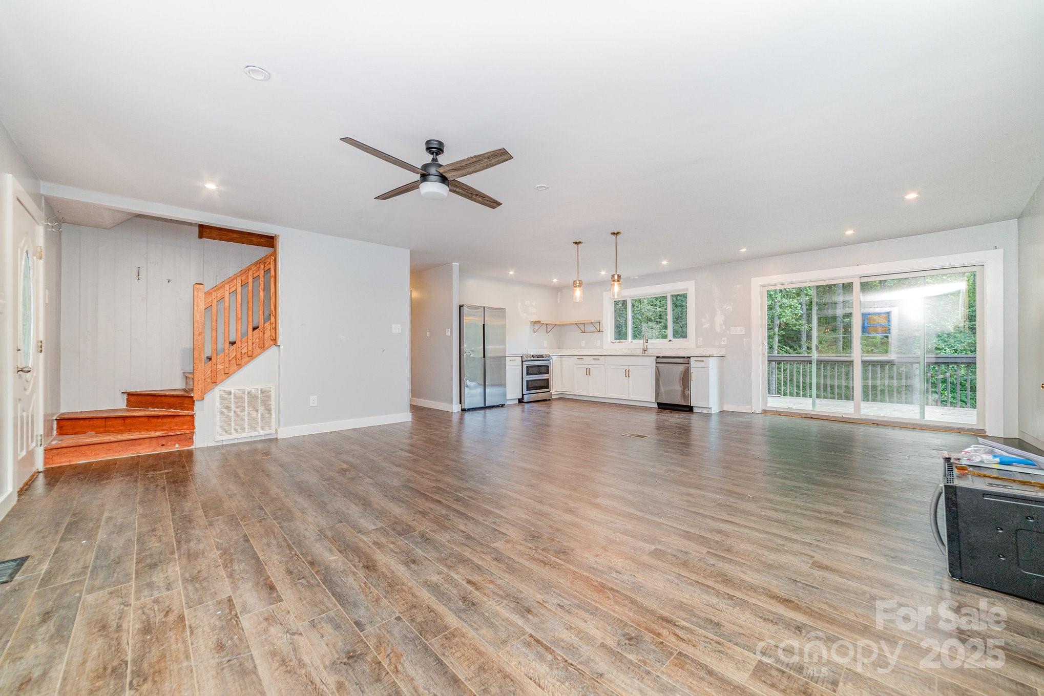 1490 Edisons Bright Way Newton NC 28658