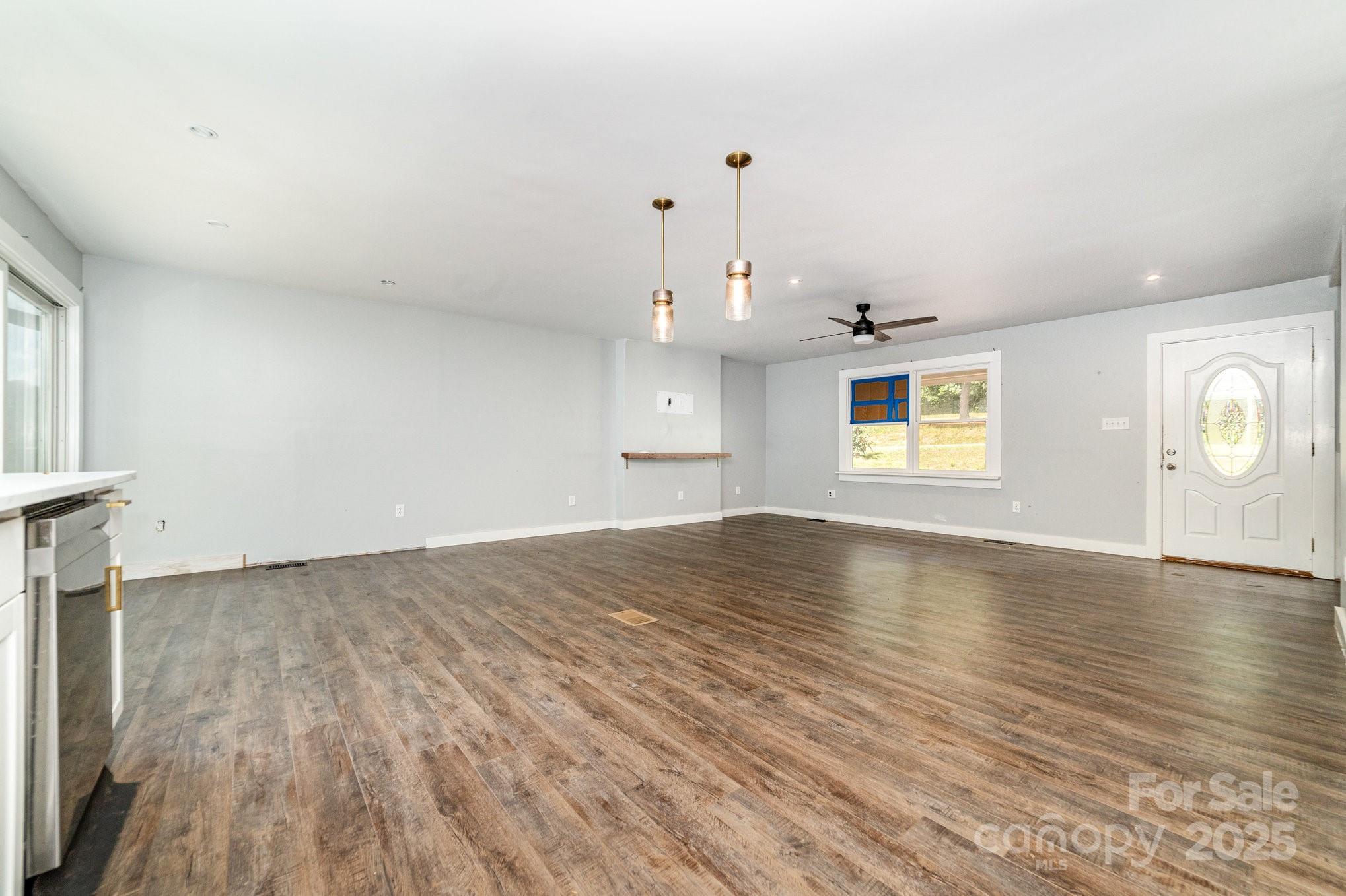 1490 Edisons Bright Way Newton NC 28658