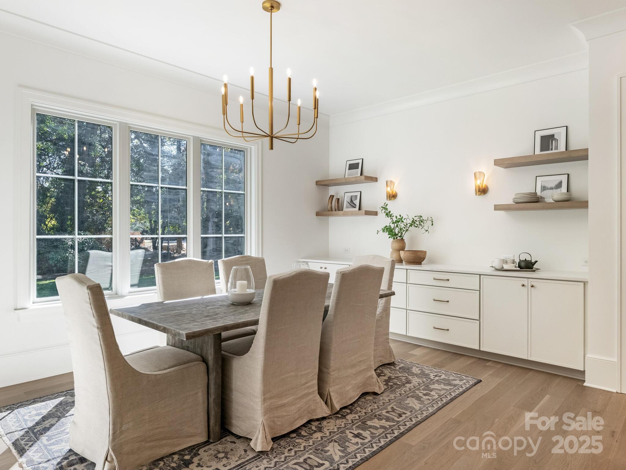 1511 Cavendish Court Charlotte NC 28211