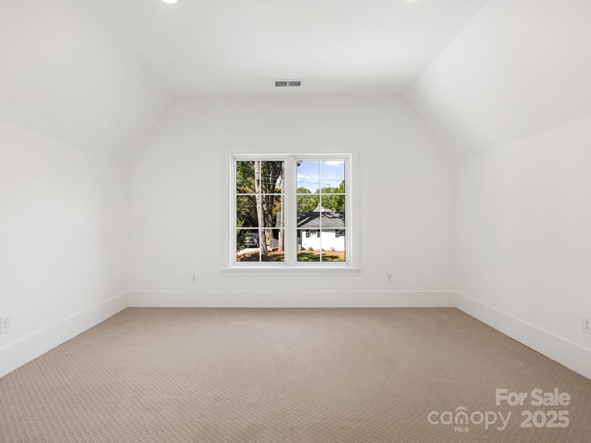 1511 Cavendish Court Charlotte NC 28211