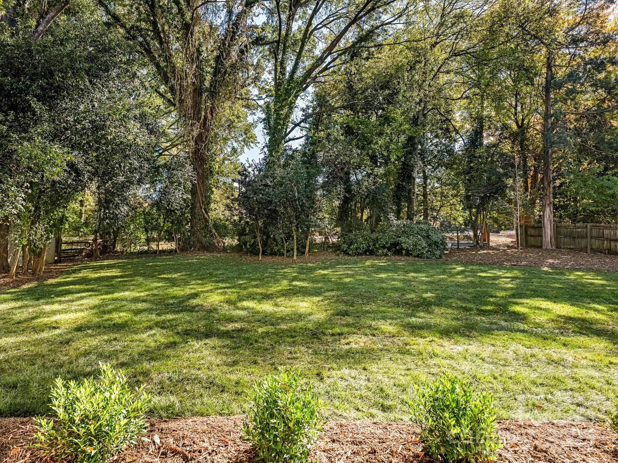 1511 Cavendish Court Charlotte NC 28211
