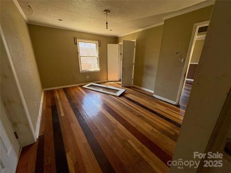 409 S Martin Luther King Jr Avenue Salisbury NC 28144