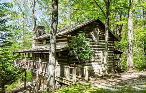 524 Mcdaris Loop Drive Mars Hill NC 28754
