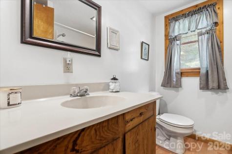 524 Mcdaris Loop Drive Mars Hill NC 28754