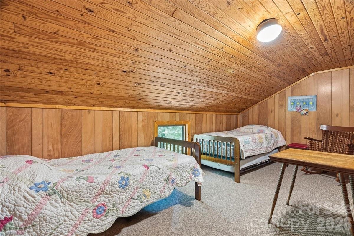 524 Mcdaris Loop Drive Mars Hill NC 28754