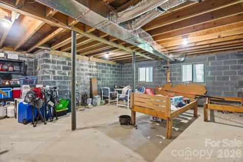 524 Mcdaris Loop Drive Mars Hill NC 28754