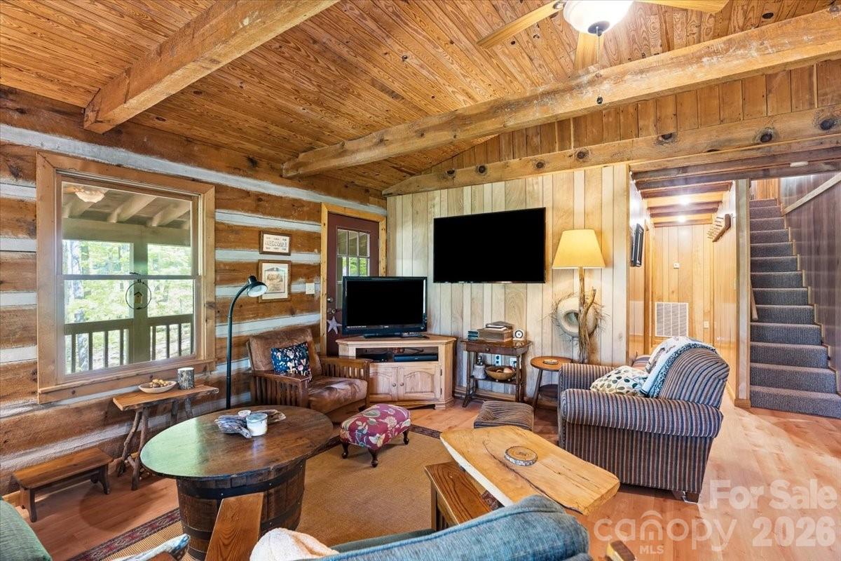 524 Mcdaris Loop Drive Mars Hill NC 28754