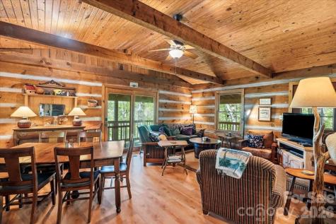 524 Mcdaris Loop Drive Mars Hill NC 28754