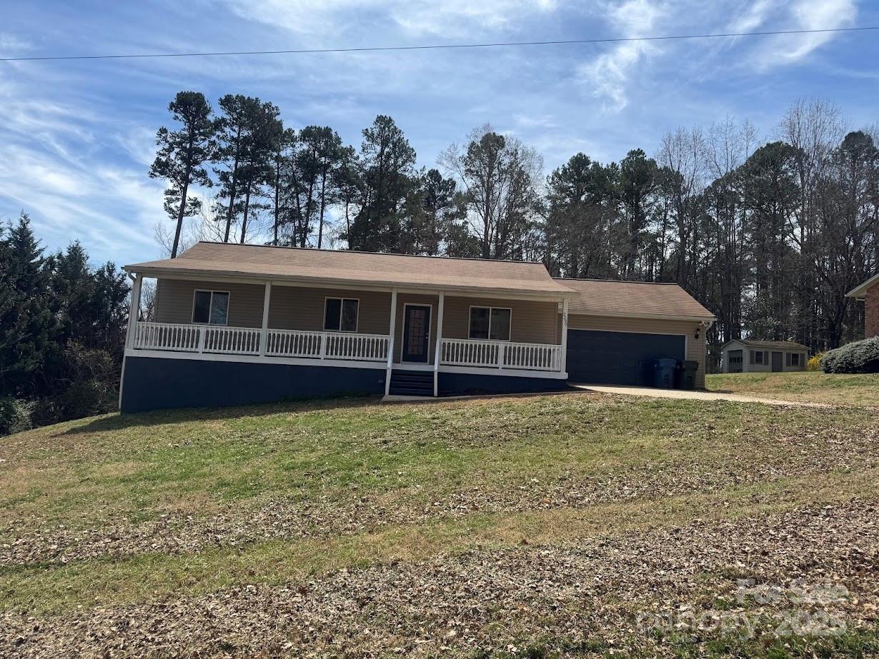 2290 9th Avenue Drive NE Hickory NC 28601