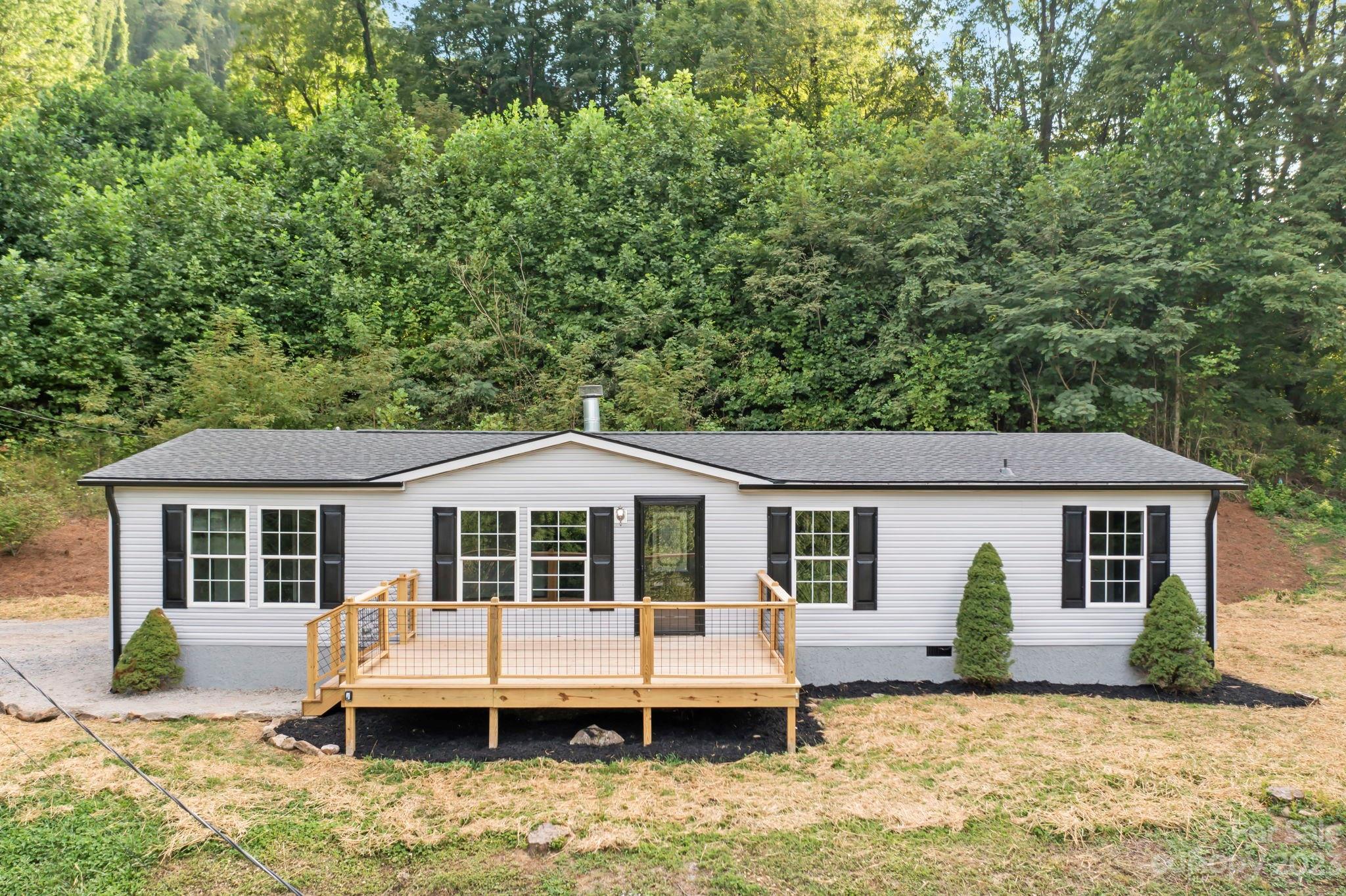 98 Whitner Drive Waynesville NC 28786