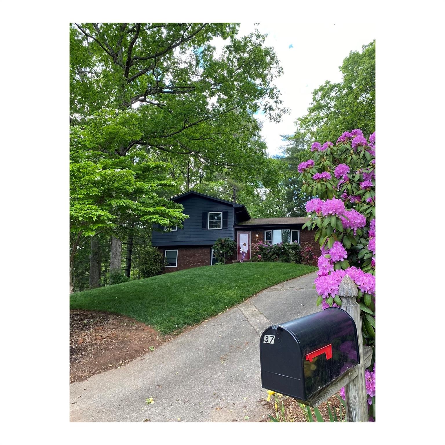 37 Brookcliff Drive Asheville NC 28804